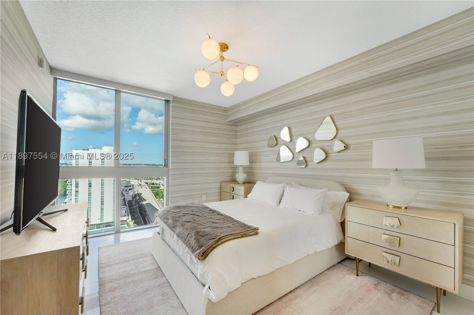 Real estate property located at 330 Sunny Isles Blvd #5-1902, Miami-dade, Parque Towers Condo, Sunny Isles Beach, FL