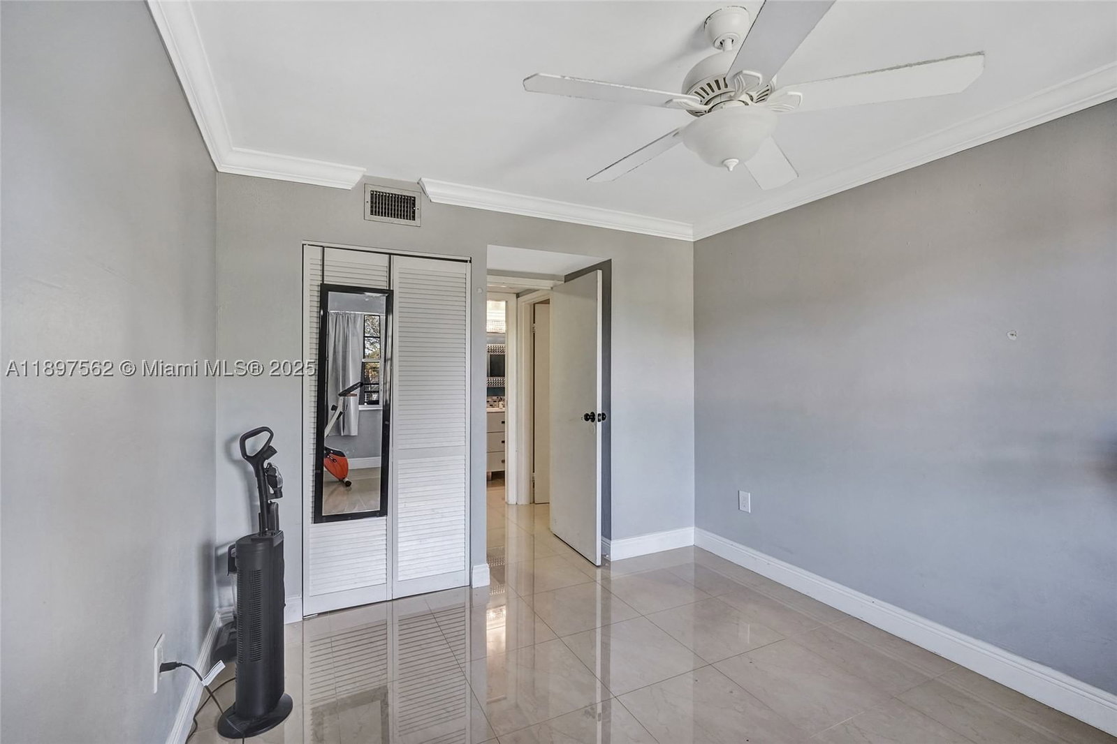 Real estate property located at 4314 9th Ave #3-3D, Broward, Heritage Circle Condo, Deerfield Beach, FL