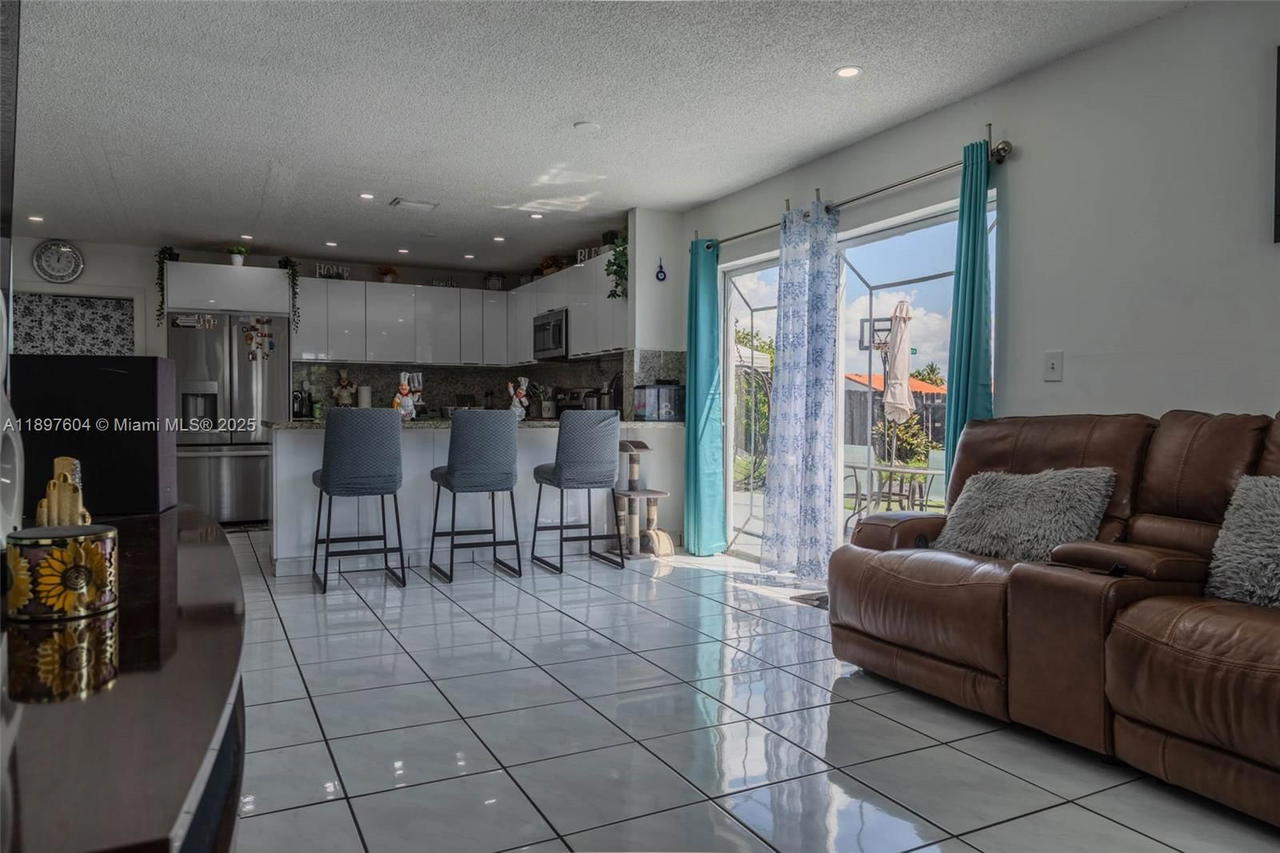 Real estate property located at 13337 3rd Ln, Miami-dade, Superior Homes Sec 3, Miami, FL