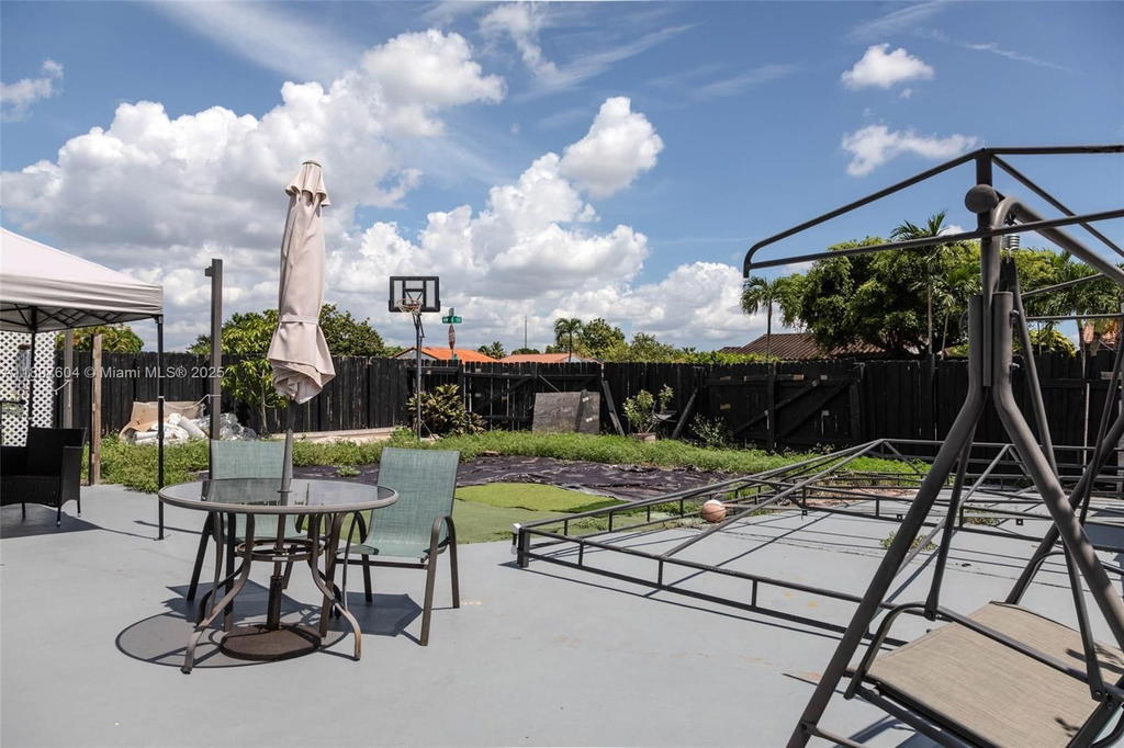 Real estate property located at 13337 3rd Ln, Miami-dade, Superior Homes Sec 3, Miami, FL