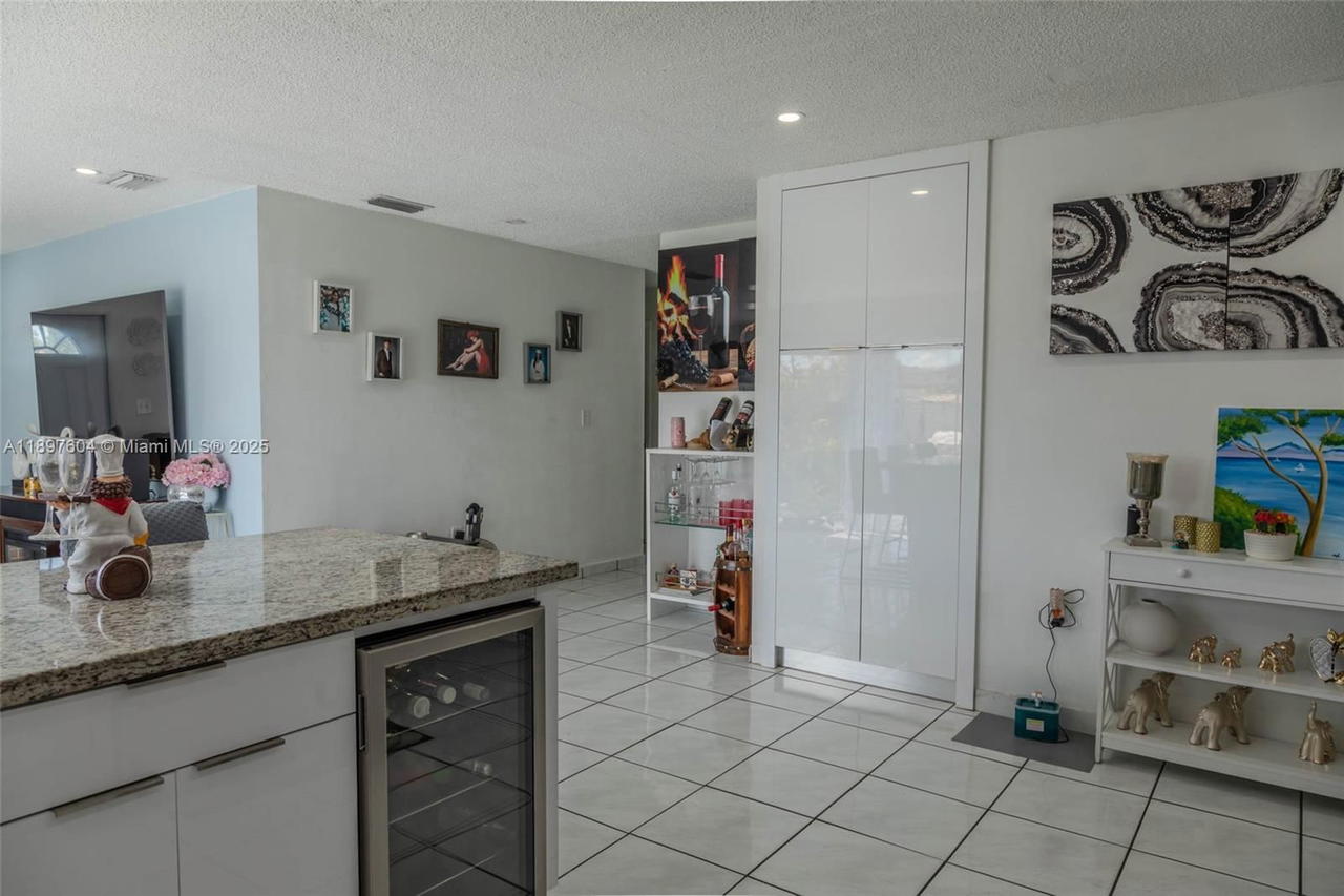 Real estate property located at 13337 3rd Ln, Miami-dade, Superior Homes Sec 3, Miami, FL
