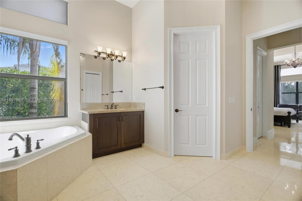 Real estate property located at 9772 Rennes Ln, Palm Beach, Seven Bridges, Delray Beach, FL