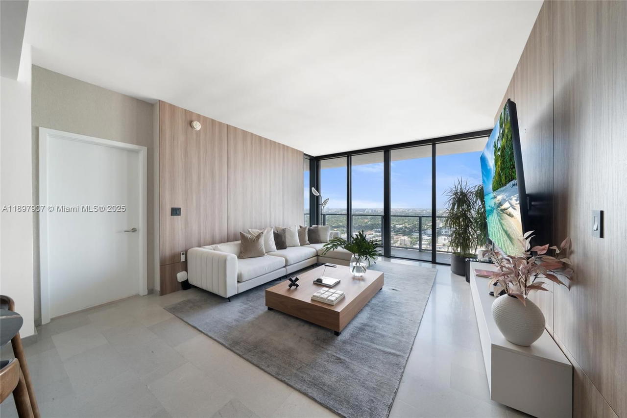 Real estate property located at 88 7th St #3910, Miami-dade, Rise Condo, Miami, FL