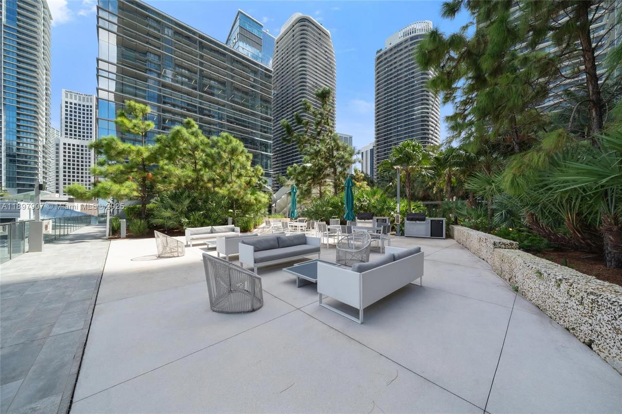 Real estate property located at 88 7th St #3910, Miami-dade, Rise Condo, Miami, FL