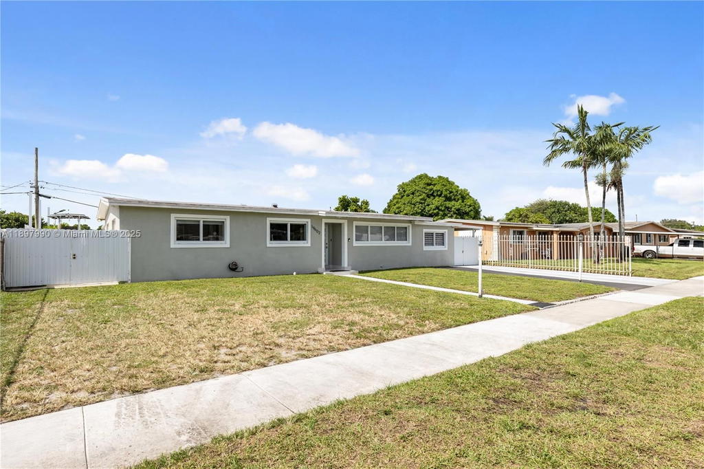 Real estate property located at 19602 37th Ct, Miami-dade, Carol City 2nd Addn, Miami Gardens, FL