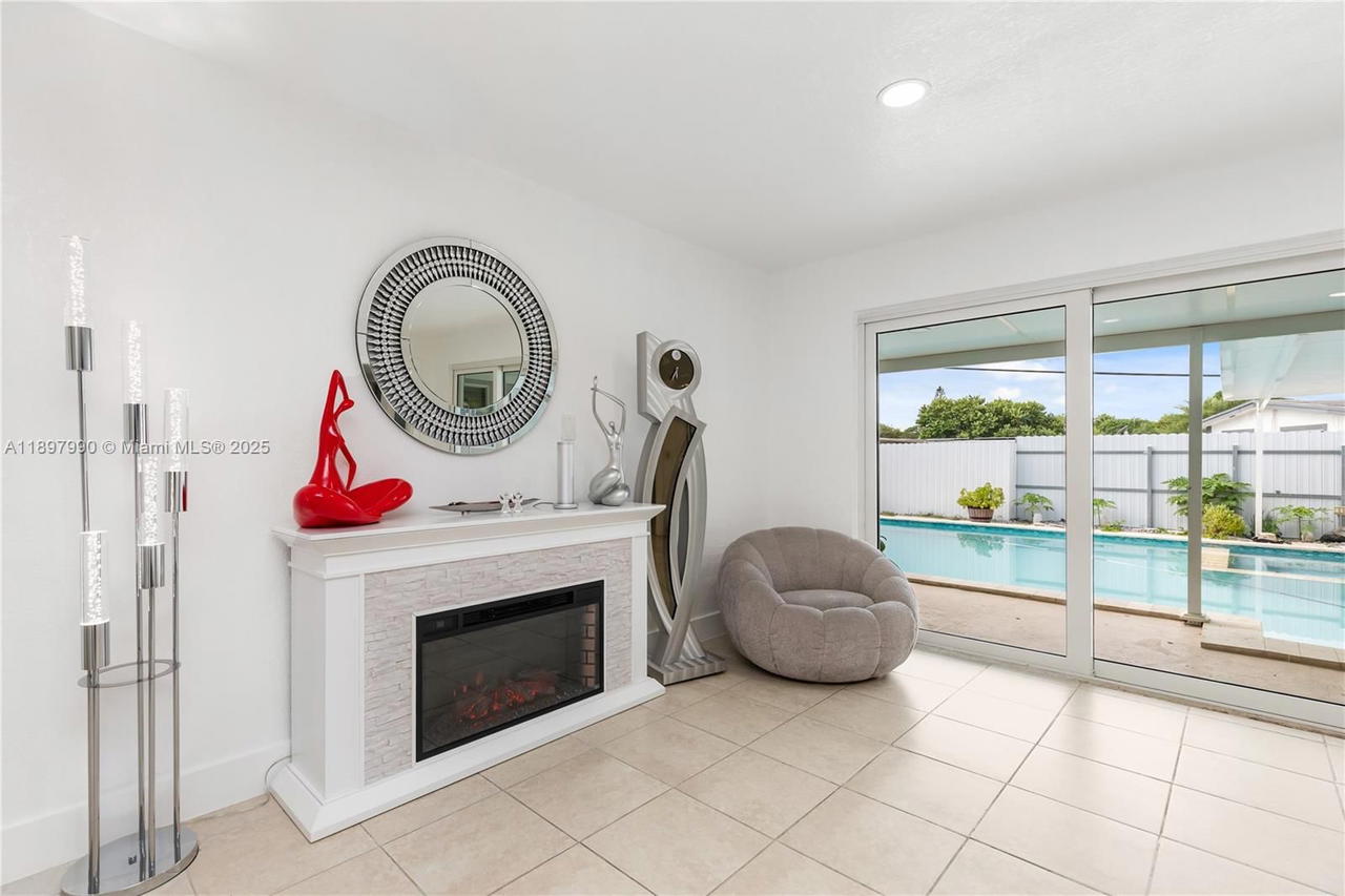 Real estate property located at 19602 37th Ct, Miami-dade, Carol City 2nd Addn, Miami Gardens, FL
