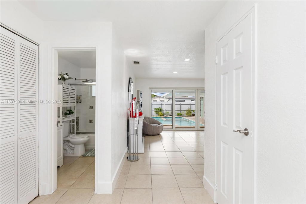 Real estate property located at 19602 37th Ct, Miami-dade, Carol City 2nd Addn, Miami Gardens, FL