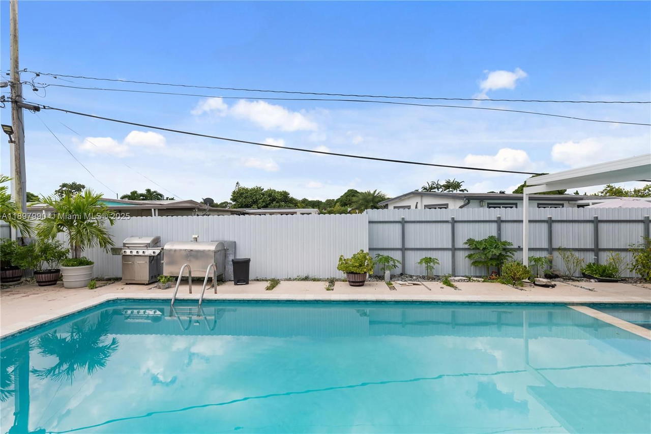 Real estate property located at 19602 37th Ct, Miami-dade, Carol City 2nd Addn, Miami Gardens, FL