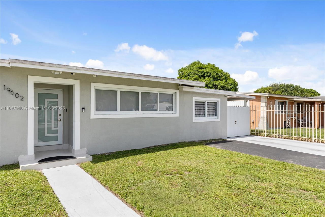 Real estate property located at 19602 37th Ct, Miami-dade, Carol City 2nd Addn, Miami Gardens, FL