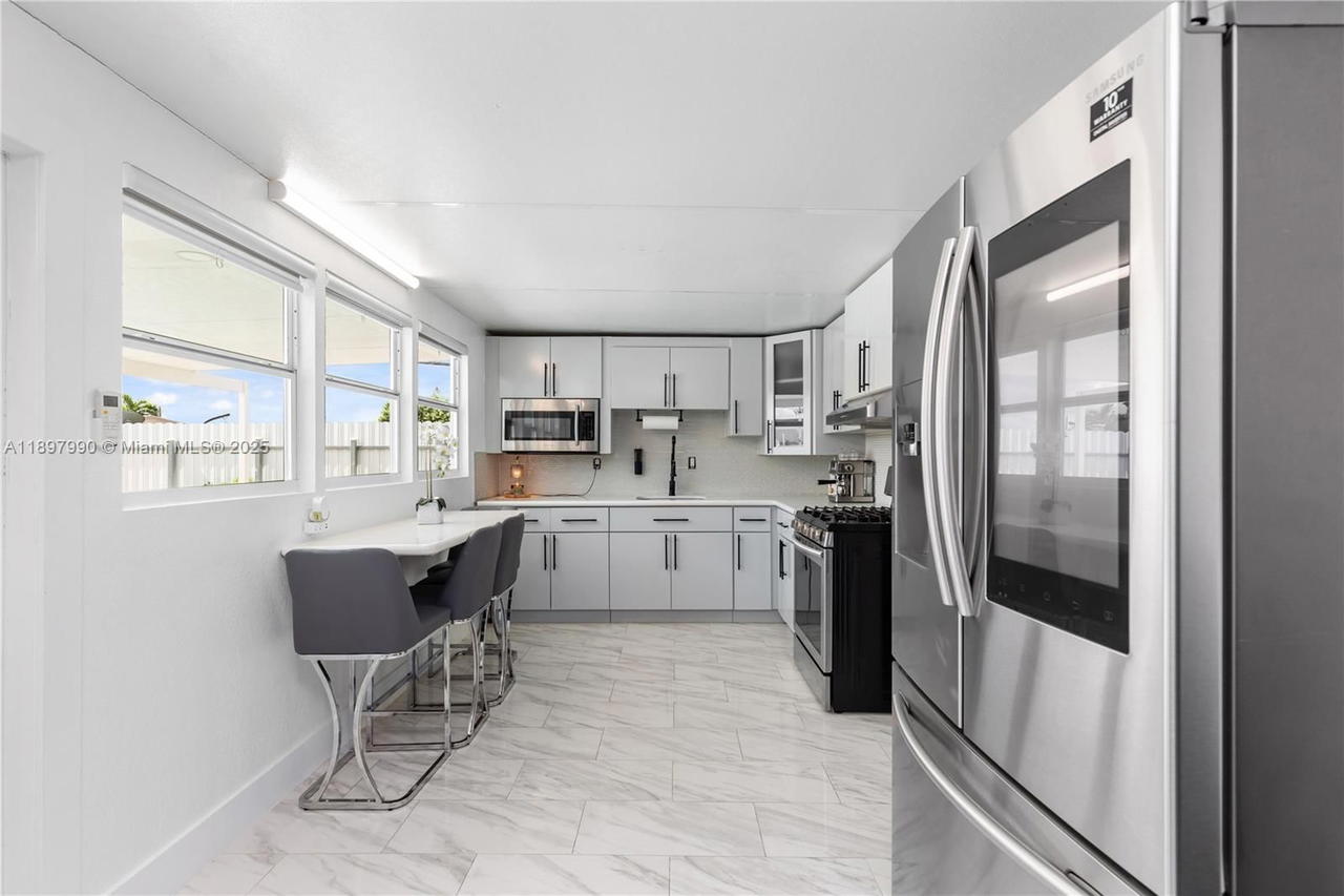 Real estate property located at 19602 37th Ct, Miami-dade, Carol City 2nd Addn, Miami Gardens, FL