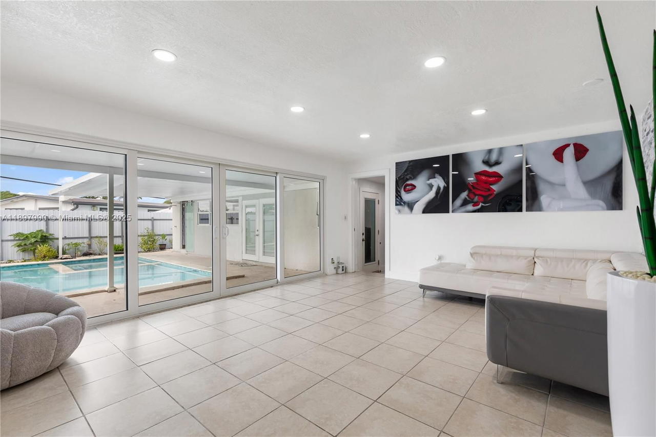Real estate property located at 19602 37th Ct, Miami-dade, Carol City 2nd Addn, Miami Gardens, FL