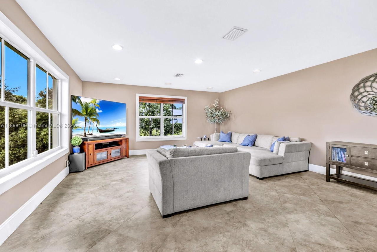 Real estate property located at 17041 48th St, Broward, Fla Fruit Lands, Southwest Ranches, FL