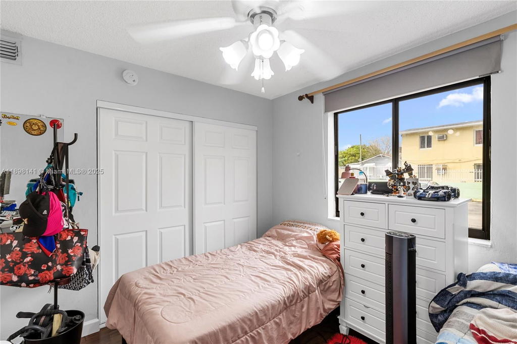 Real estate property located at 1530 2nd St #106, Miami-dade, Villa Del Sol Condo, Miami, FL