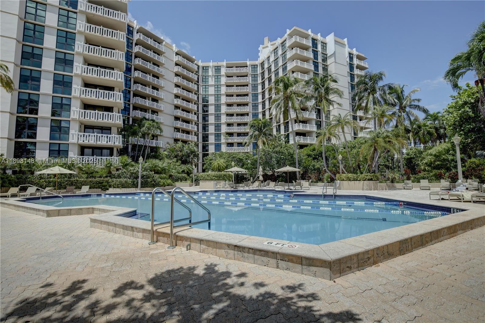 Real estate property located at 1121 Crandon Blvd E504, Miami-dade, Towers Of Key Biscayne Co, Key Biscayne, FL