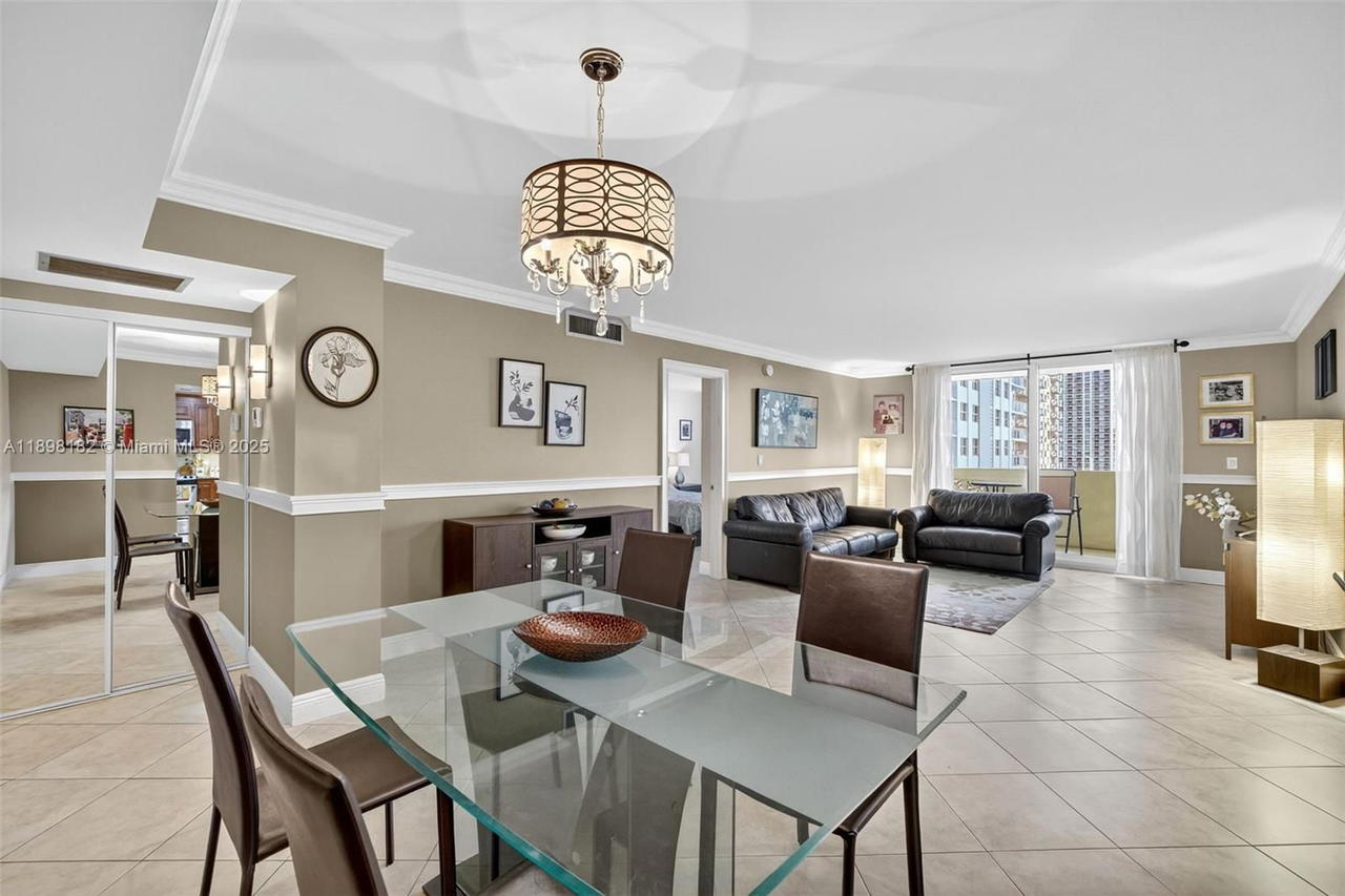 Real estate property located at 1833 Ocean Dr #1004, Broward, Plaza Towers North Condo, Hallandale Beach, FL