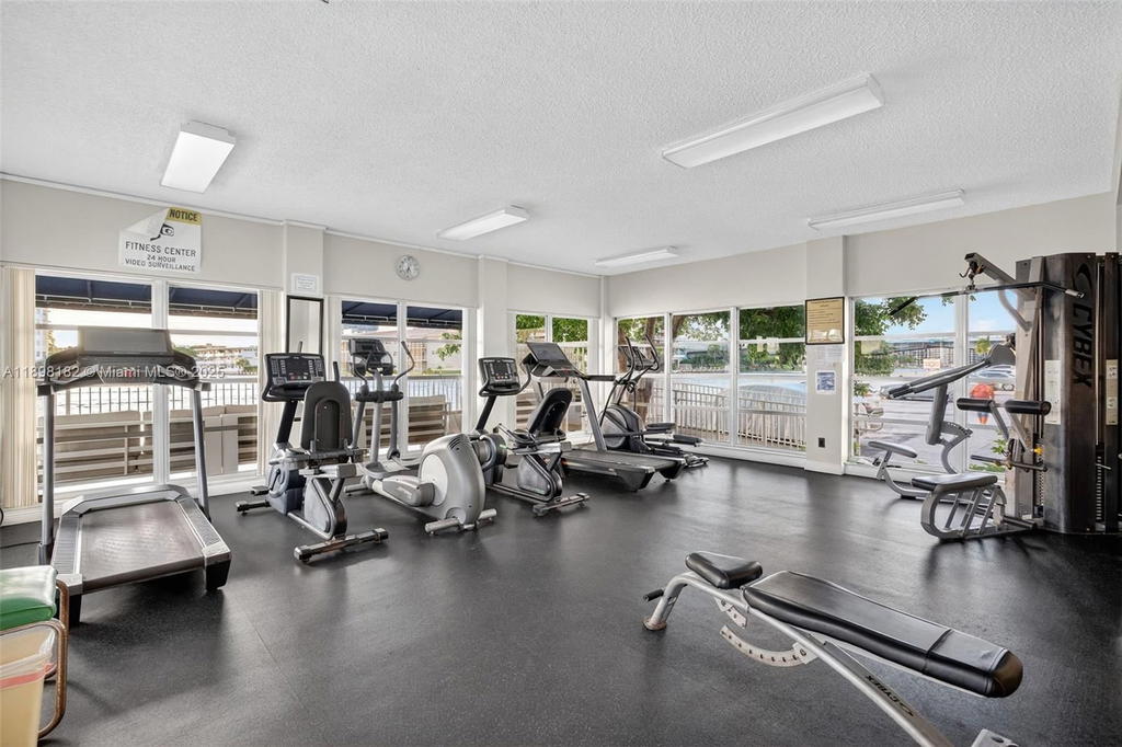 Real estate property located at 1833 Ocean Dr #1004, Broward, Plaza Towers North Condo, Hallandale Beach, FL