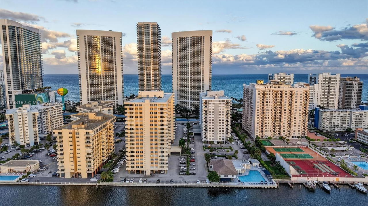 Real estate property located at 1833 Ocean Dr #1004, Broward, Plaza Towers North Condo, Hallandale Beach, FL