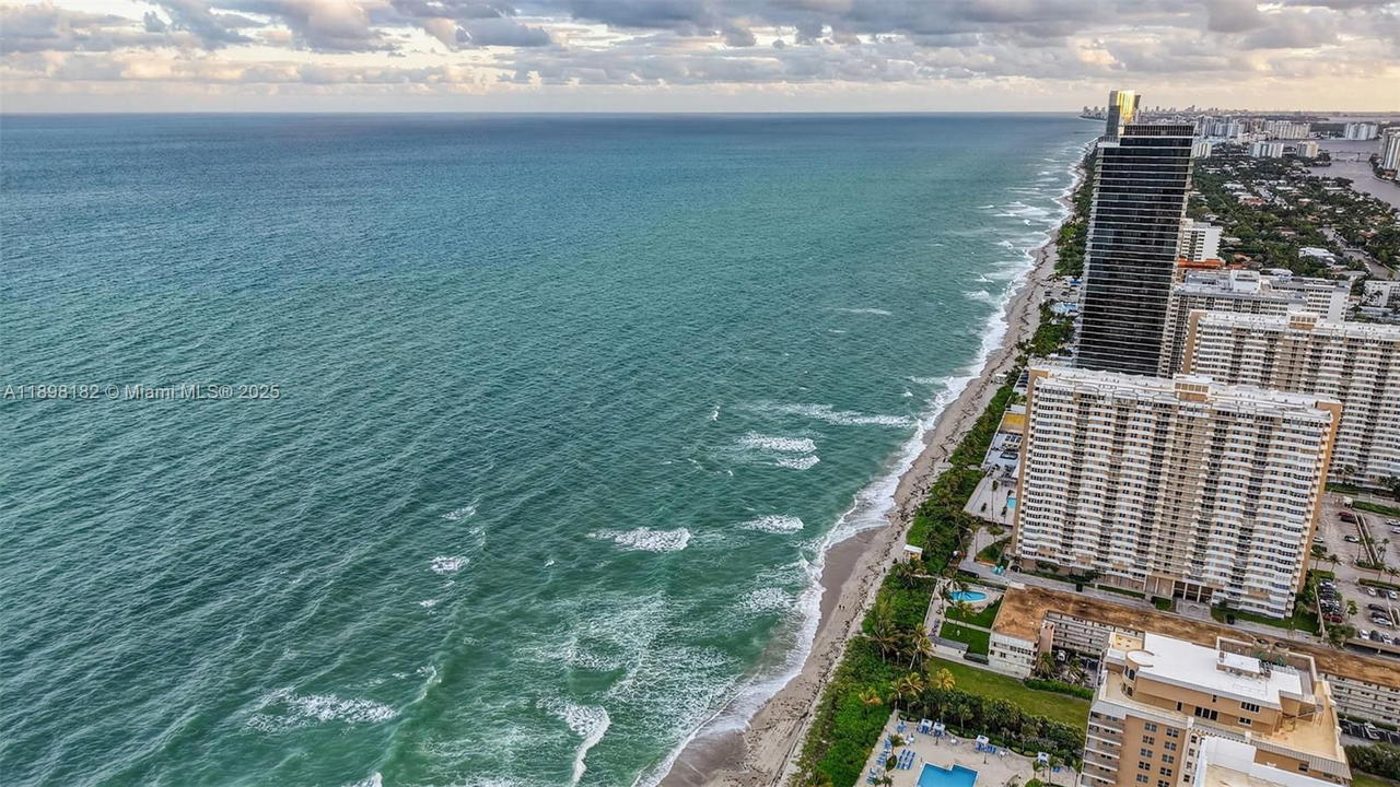 Real estate property located at 1833 Ocean Dr #1004, Broward, Plaza Towers North Condo, Hallandale Beach, FL