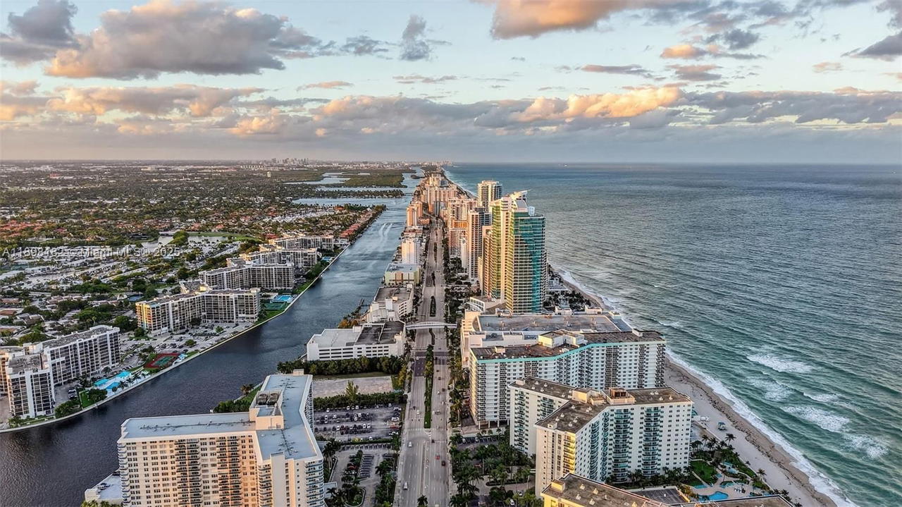 Real estate property located at 1833 Ocean Dr #1004, Broward, Plaza Towers North Condo, Hallandale Beach, FL