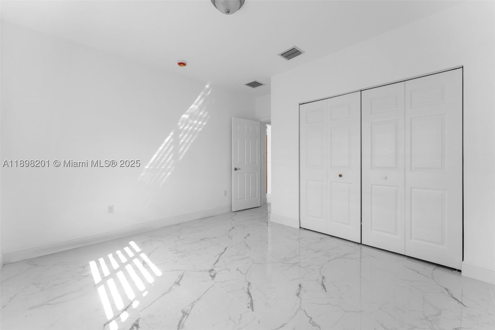Real estate property located at 3840 91st Ave, Miami-dade, Olympic Heights, Miami, FL