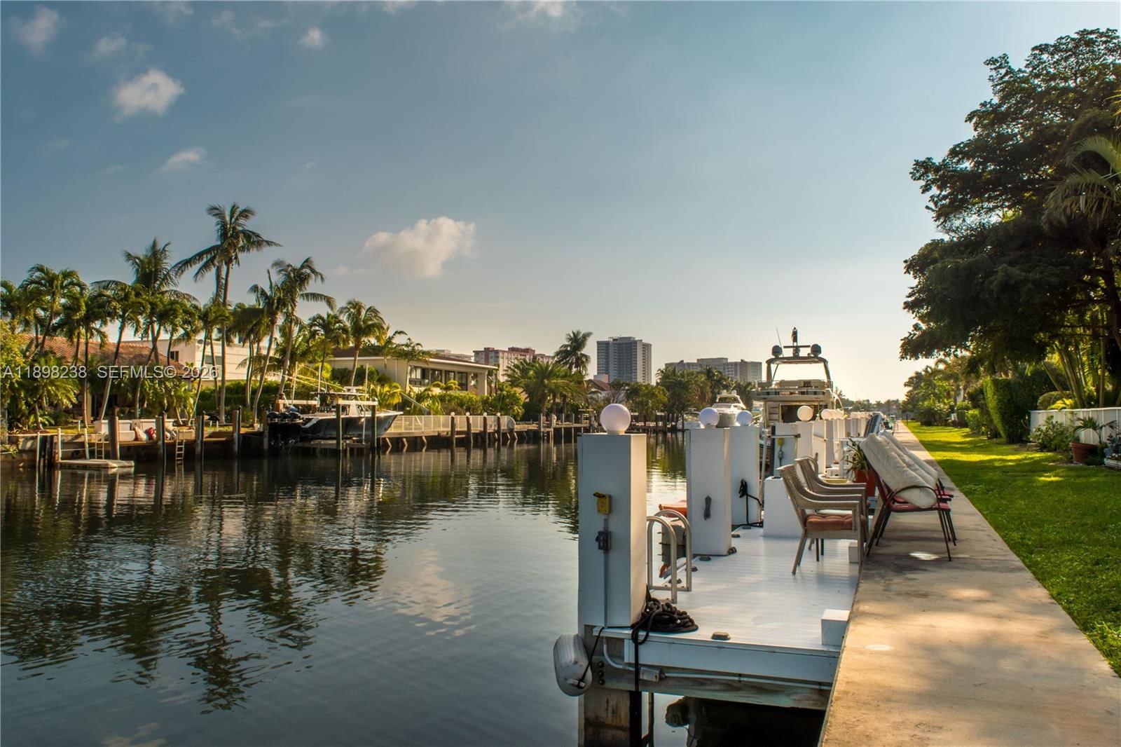 Real estate property located at 3705 214  St #13, Miami-dade, The Courtyards At The Poi, Aventura, FL