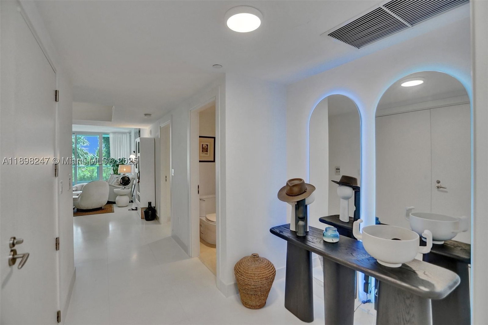 Real estate property located at 2627 Bayshore Dr #506, Miami-dade, Grovenor House Condo, Coconut Grove, FL