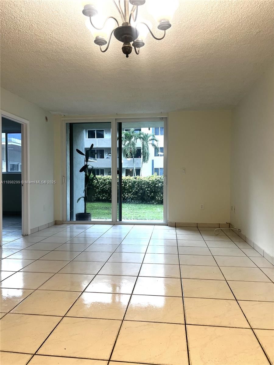 Real estate property located at 10090 80th Ct #1155, Miami-dade, Samari Lake East Condo, Hialeah Gardens, FL