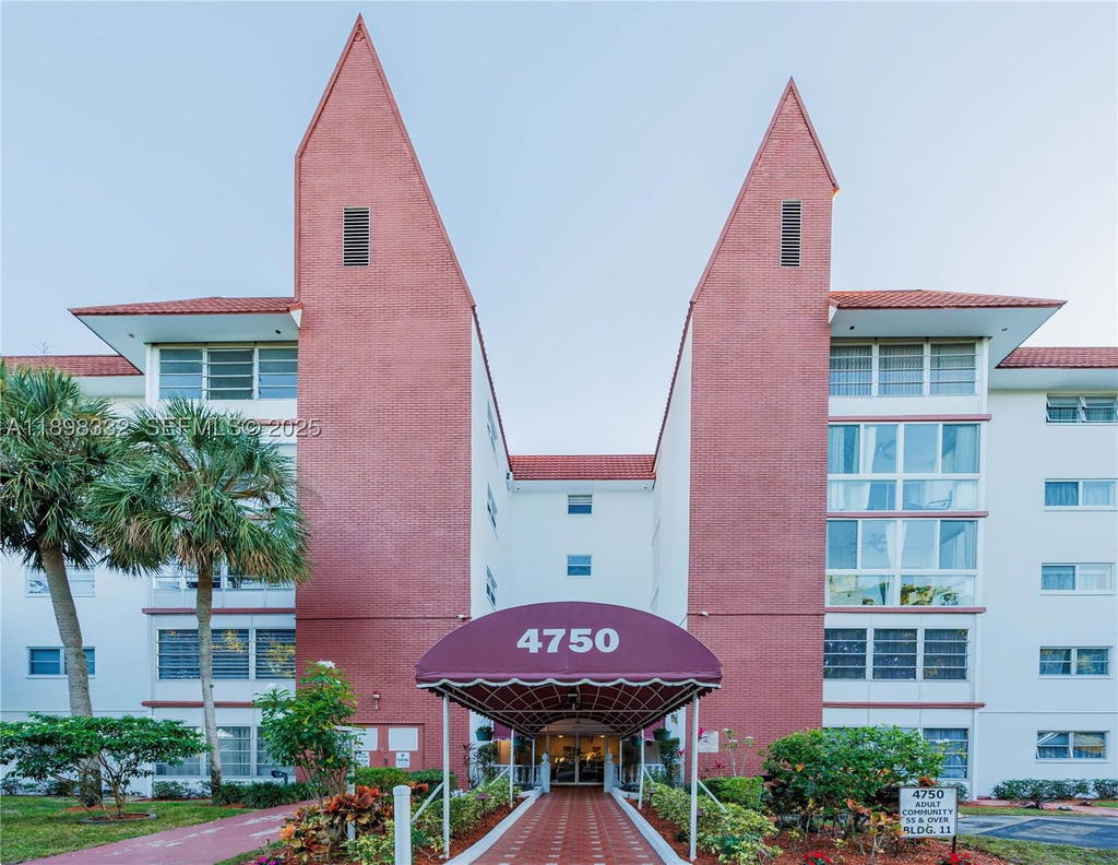 Real estate property located at 4750 22nd Ct #211, Broward, Castle Apartments 11 Cond, Lauderhill, FL