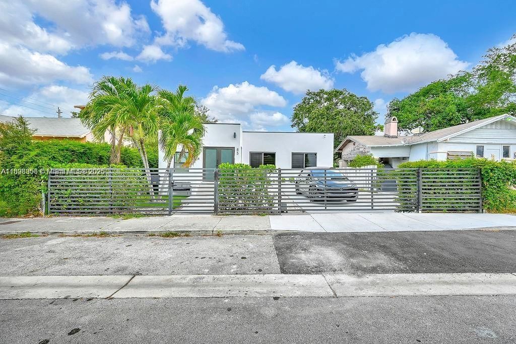 Real estate property located at 85 47th St, Miami-dade, Shadowlawn Extension Sub, Miami, FL