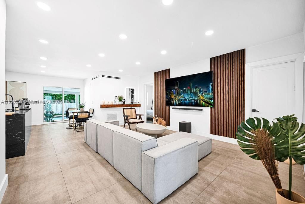 Real estate property located at 85 47th St, Miami-dade, Shadowlawn Extension Sub, Miami, FL