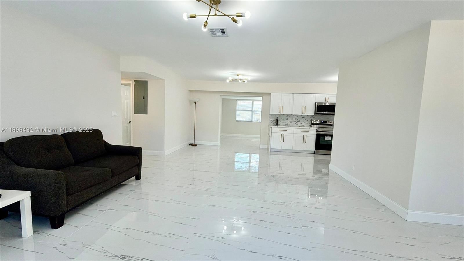 Real estate property located at 124 Harvard Rd, Broward, Miami Gardens Comm Sec, West Park, FL