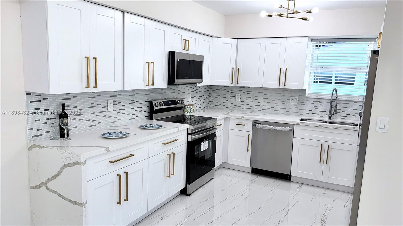 Real estate property located at 124 Harvard Rd, Broward, Miami Gardens Comm Sec, West Park, FL