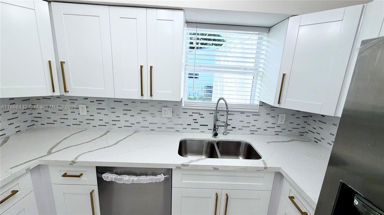 Real estate property located at 124 Harvard Rd, Broward, Miami Gardens Comm Sec, West Park, FL