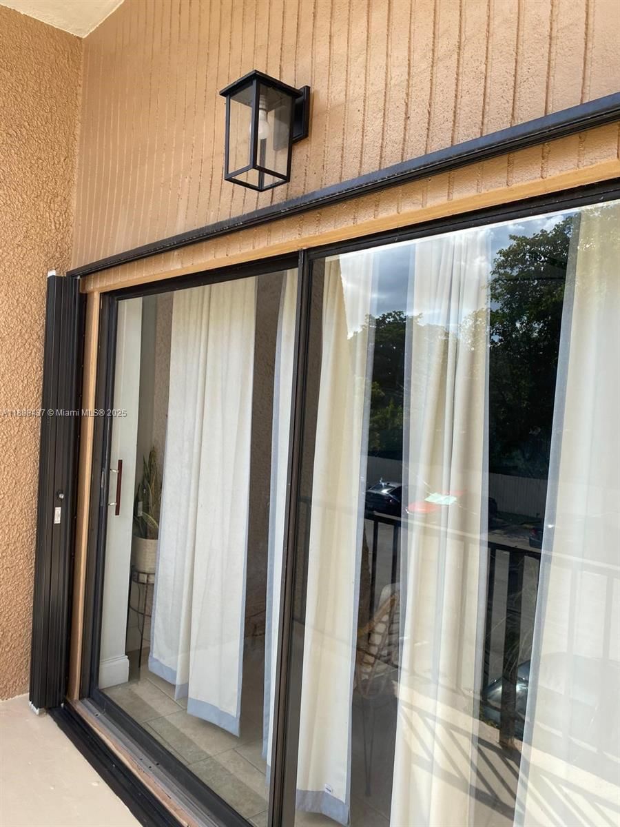 Real estate property located at 8267 128th St #215, Miami-dade, Sunrise Point Condo, Pinecrest, FL