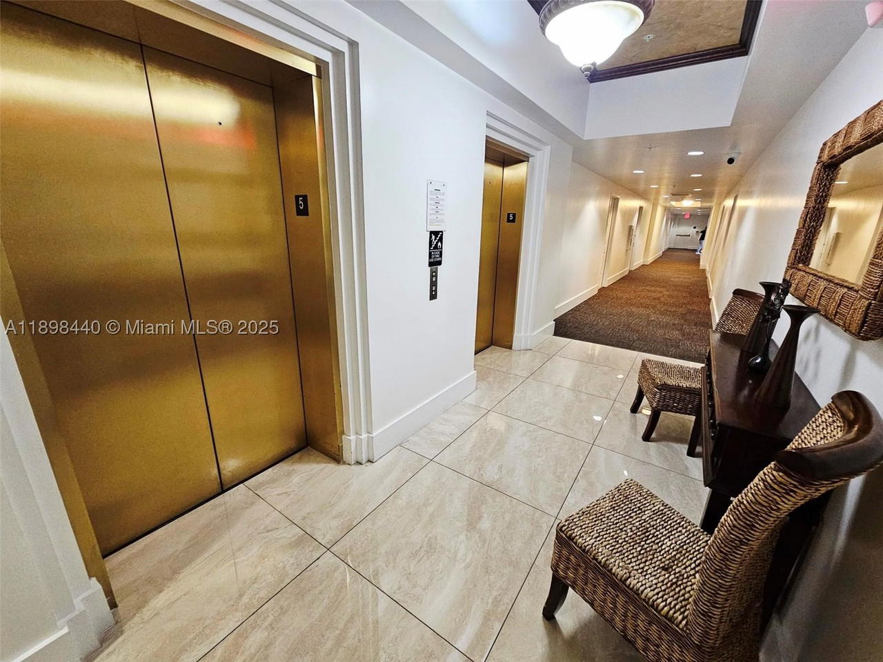 Real estate property located at 2280 32nd Ave #511, Miami-dade, Shamrock By The Gables, Miami, FL