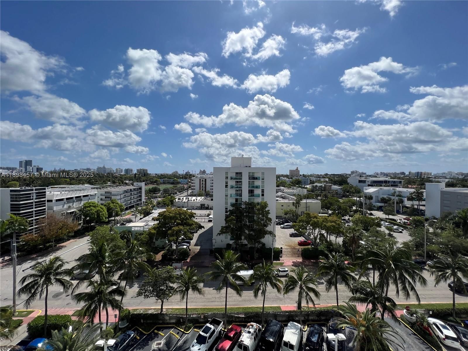 Real estate property located at 1000 West Ave #808, Miami-dade, Mirador 1000 Condo, Miami Beach, FL