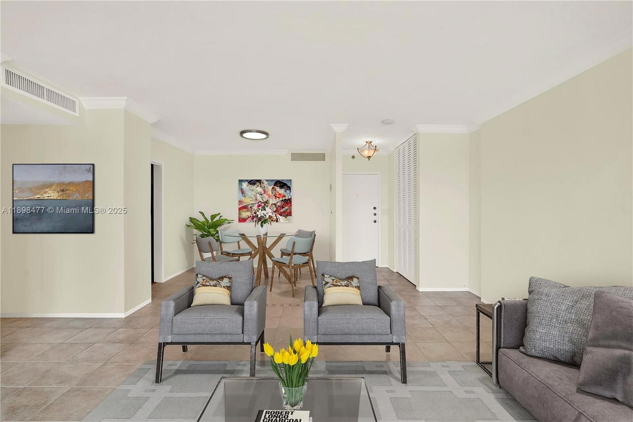 Real estate property located at 2451 Brickell Ave #6N, Miami-dade, Brickell Townhouse Condo, Miami, FL
