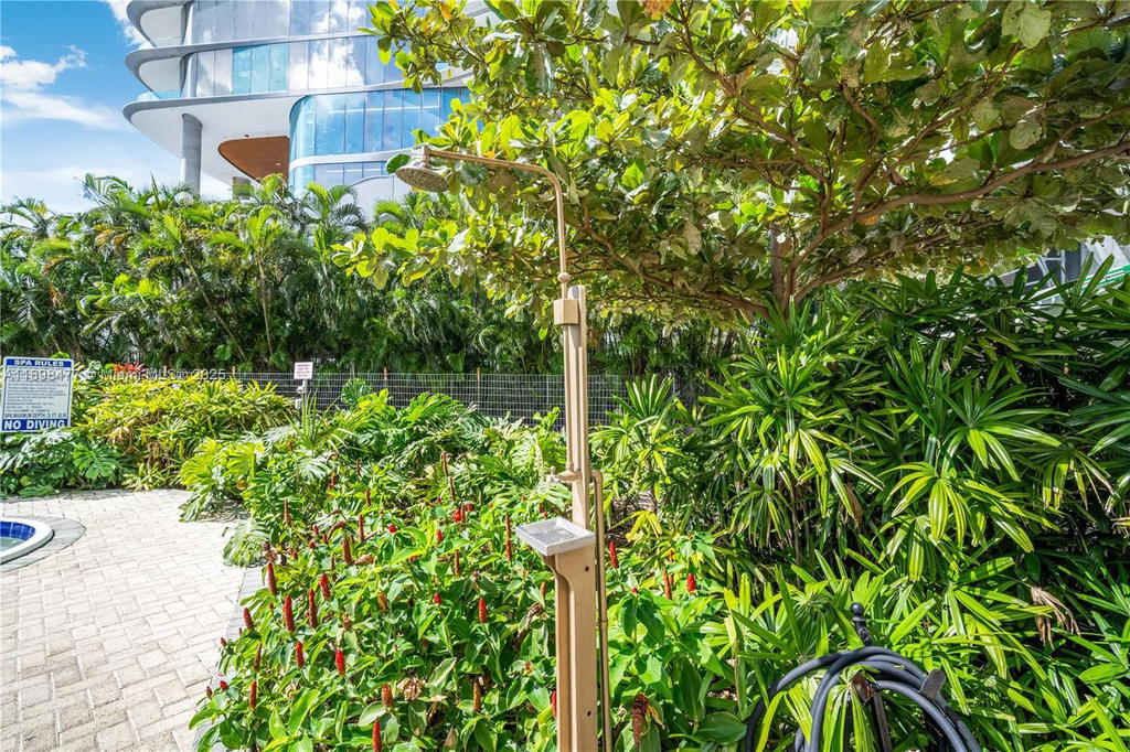Real estate property located at 2451 Brickell Ave #6N, Miami-dade, Brickell Townhouse Condo, Miami, FL