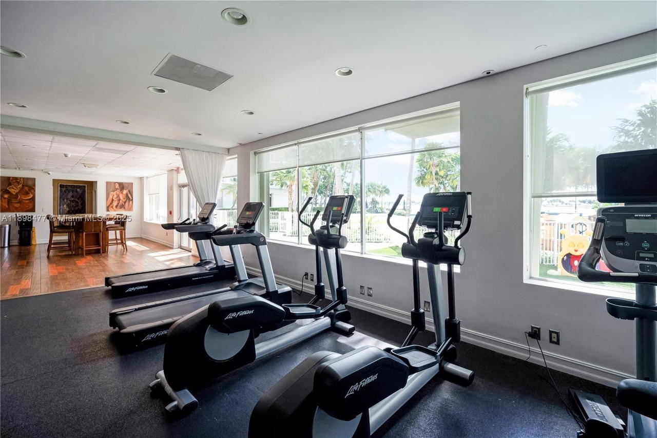 Real estate property located at 2451 Brickell Ave #6N, Miami-dade, Brickell Townhouse Condo, Miami, FL