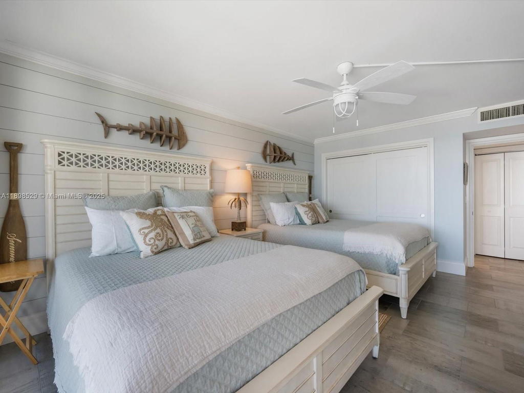 Real estate property located at 136 Lakeshore Dr PH-13, Palm Beach, Old Port Cove Condo Two, North Palm Beach, FL