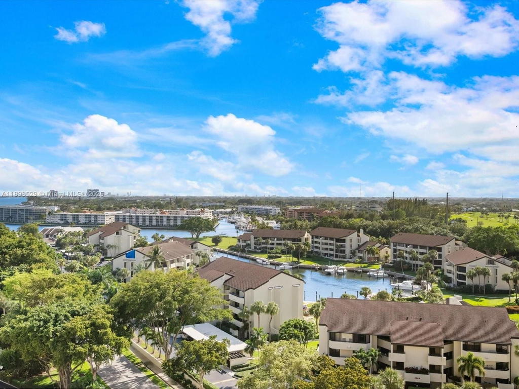 Real estate property located at 136 Lakeshore Dr PH-13, Palm Beach, Old Port Cove Condo Two, North Palm Beach, FL