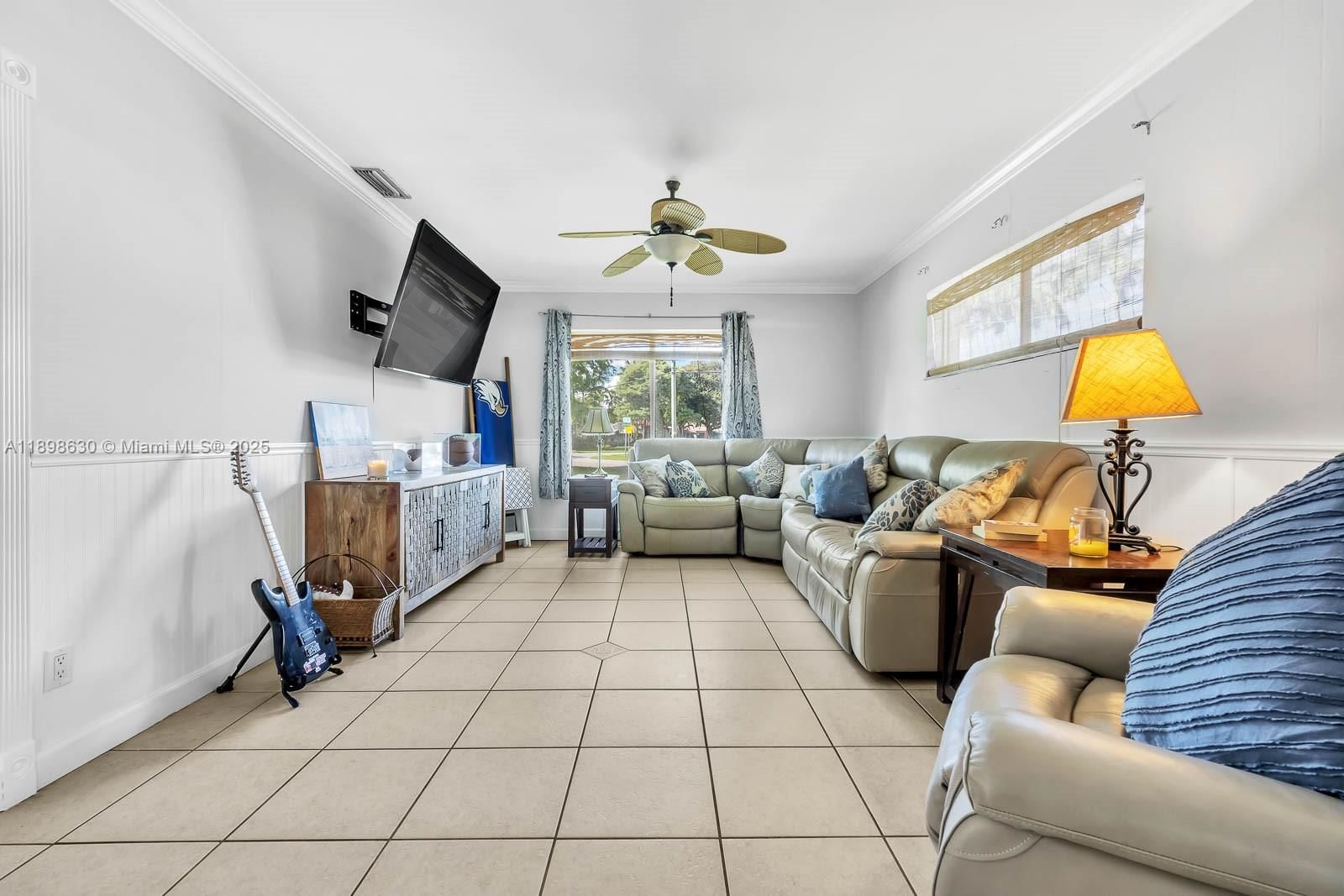 Real estate property located at 3439 Cleveland St, Broward, Hollywood Hills, Hollywood, FL