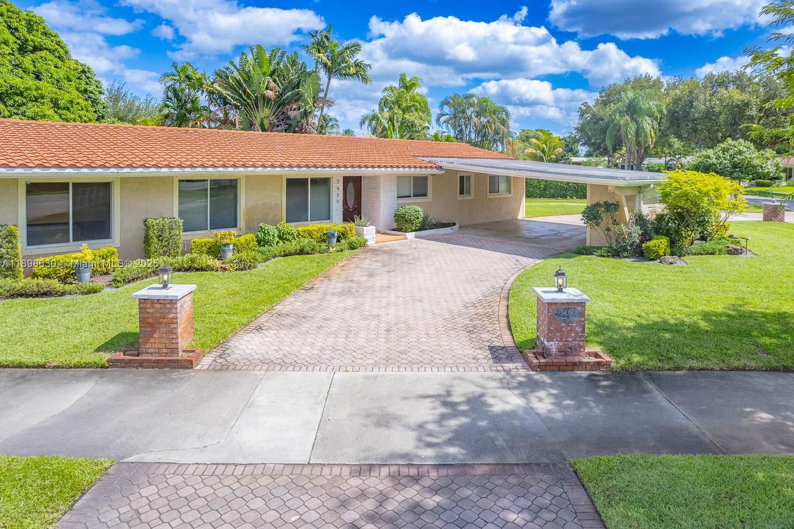 Real estate property located at 3439 Cleveland St, Broward, Hollywood Hills, Hollywood, FL