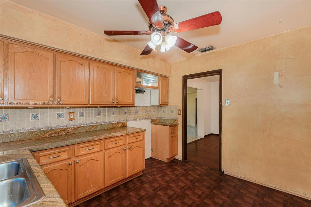 Real estate property located at 5271 1st St, Miami-dade, Map Of Fifteen Lots A, Miami, FL
