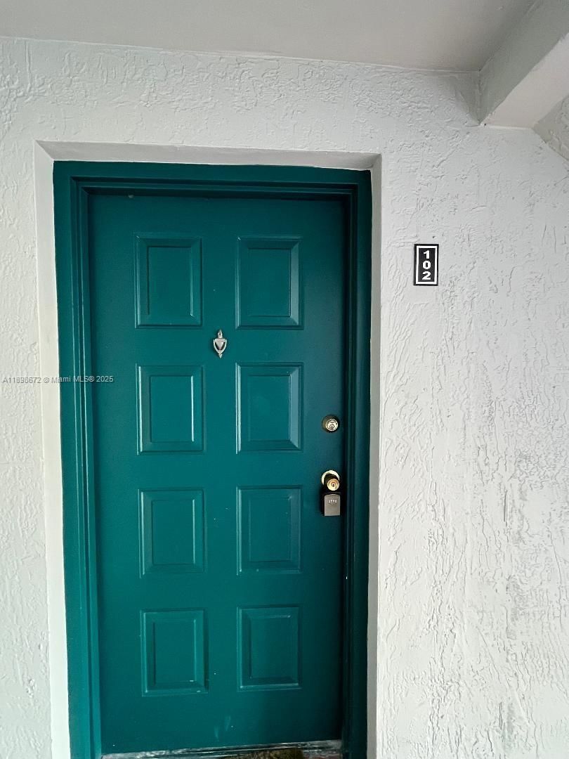 Real estate property located at 7090 179th St #102, Miami-dade, Villa Bellini Condo, Hialeah, FL