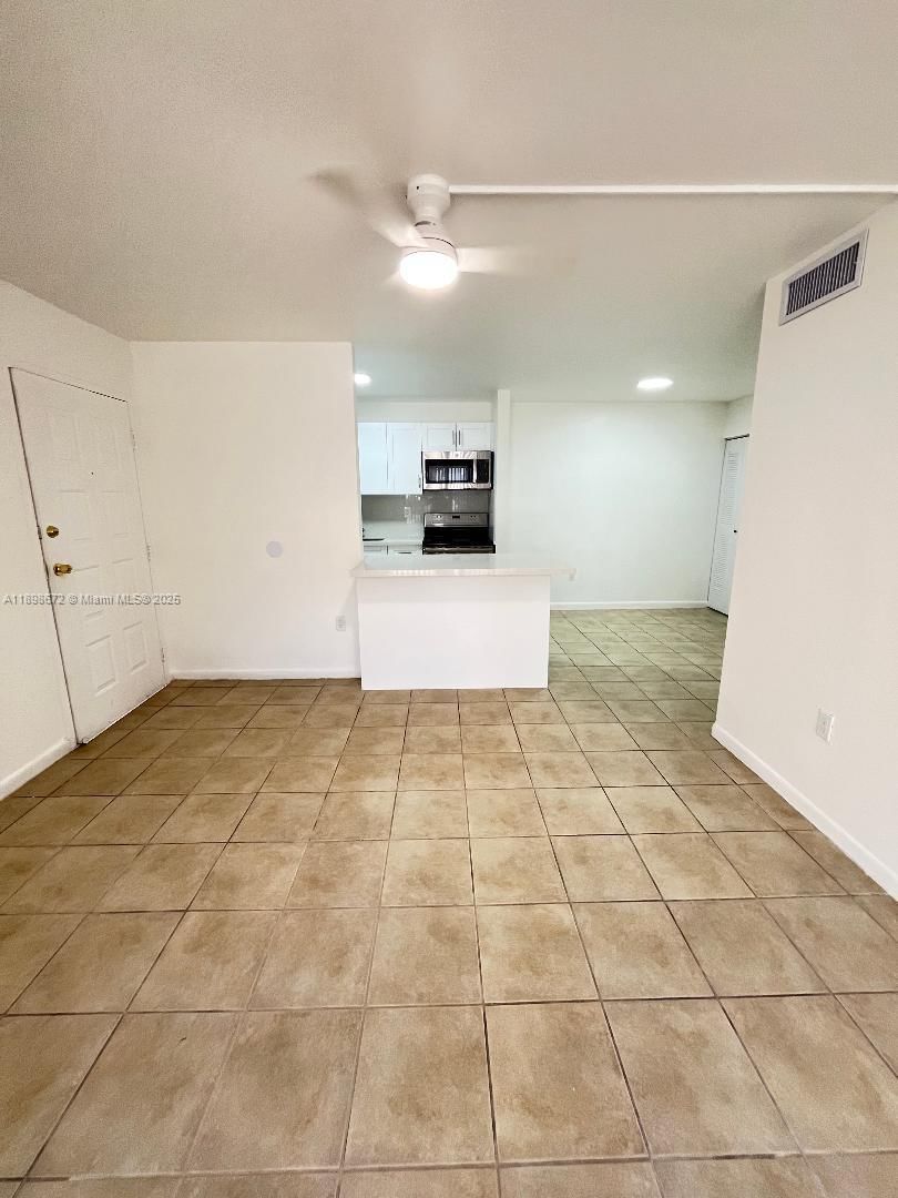 Real estate property located at 7090 179th St #102, Miami-dade, Villa Bellini Condo, Hialeah, FL