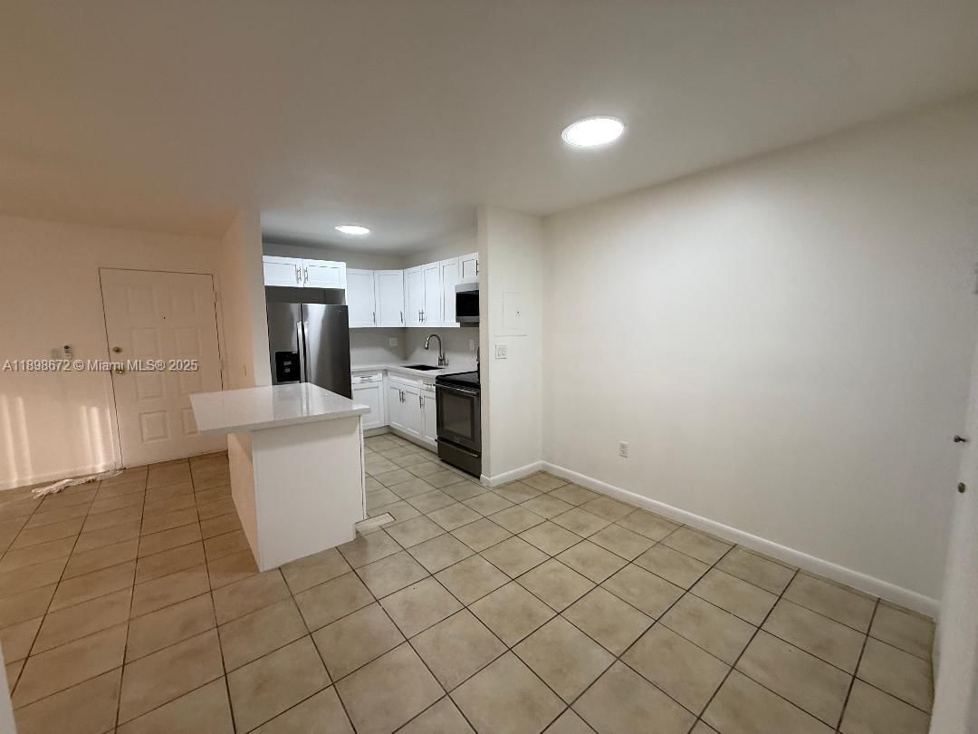 Real estate property located at 7090 179th St #102, Miami-dade, Villa Bellini Condo, Hialeah, FL