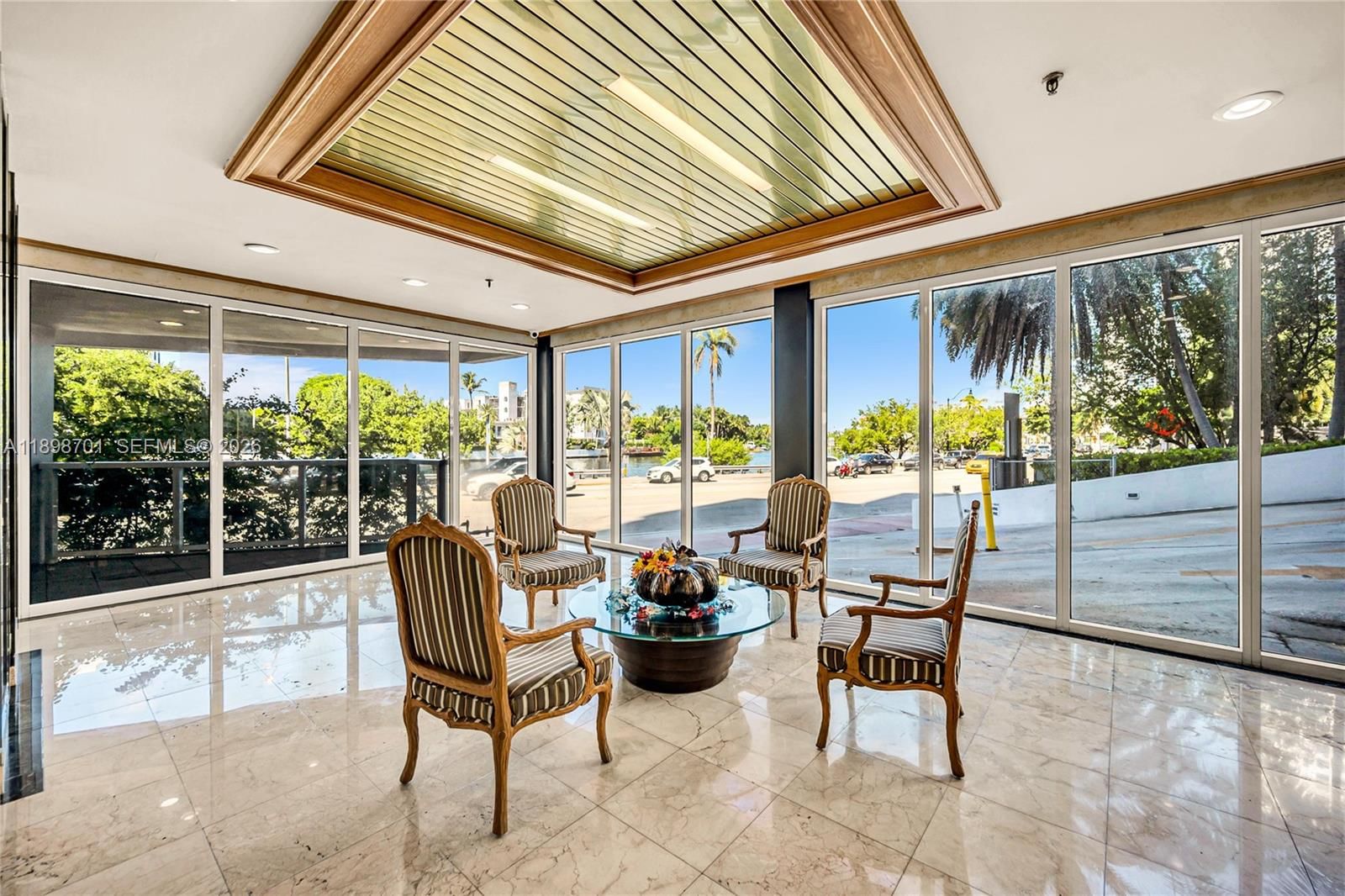 Real estate property located at 2401 Collins Ave #507, Miami-dade, The Riviera Condo, Miami Beach, FL