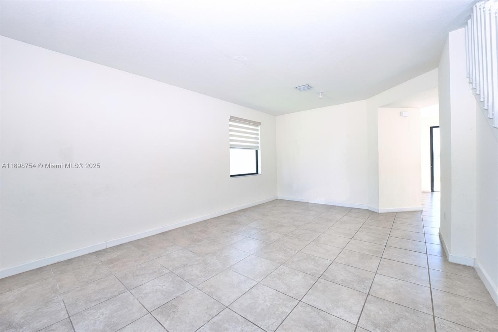 Real estate property located at 3412 103rd Ter, Miami-dade, Aquabella Section One, Hialeah, FL