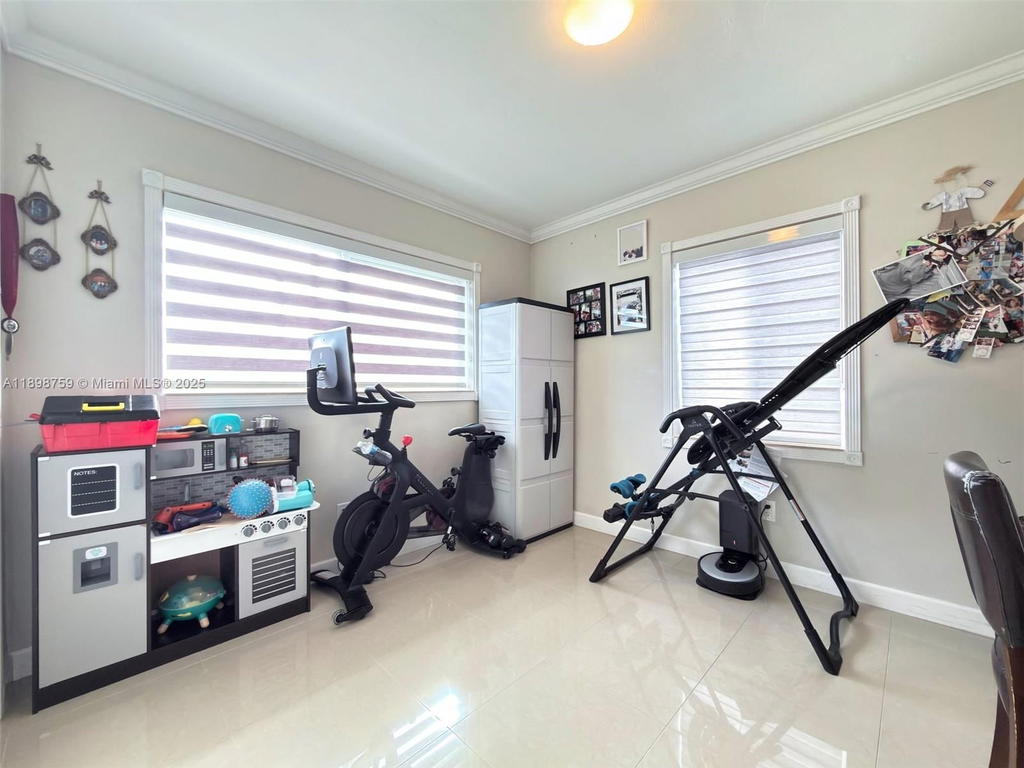 Real estate property located at 6340 14th Ave, Miami-dade, Westhaven Heights 1st Add, Hialeah, FL